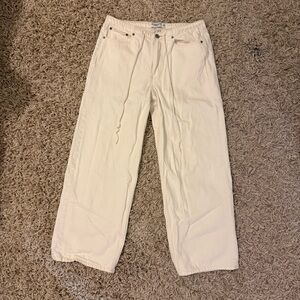 Abercrombie & Fitch Ultra Loose Low Rise Curve Love White pants